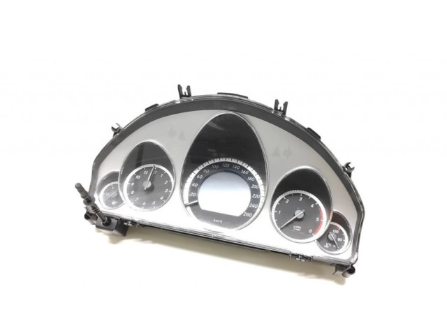 Přístrojová deska Mercedes-Benz E W212 2010 A2129003309, A2129012000