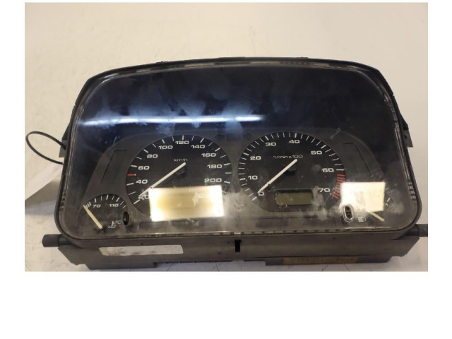 Панель приборов 1H0919861G   Volkswagen Golf III       