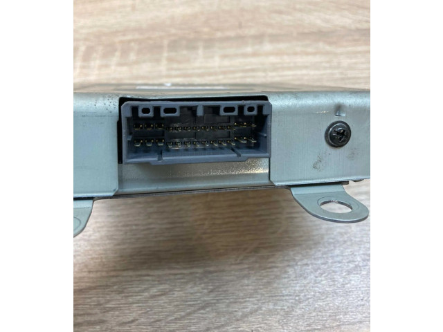 Řídící jednotka MK322045, K8T80571 Mitsubishi Pajero 1991