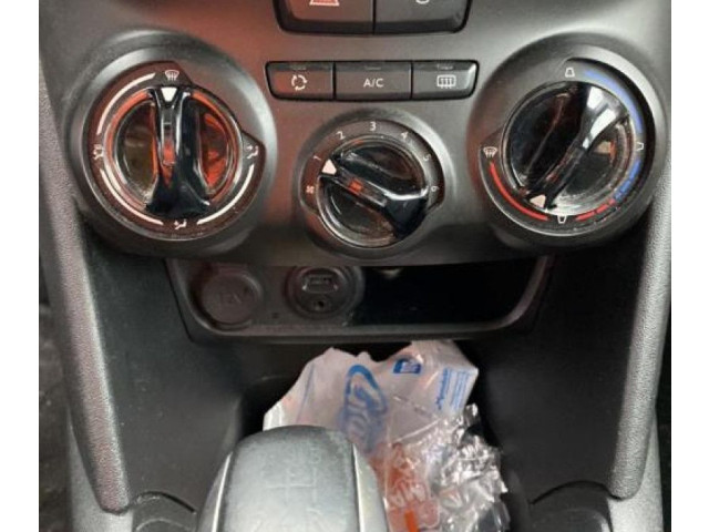 Volant Peugeot 208 2013