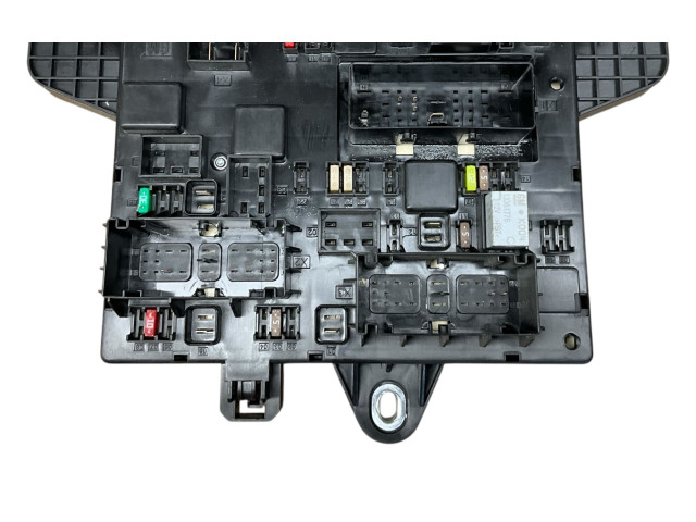 Pojistková skříňka 13368651 Opel Zafira C 2014
