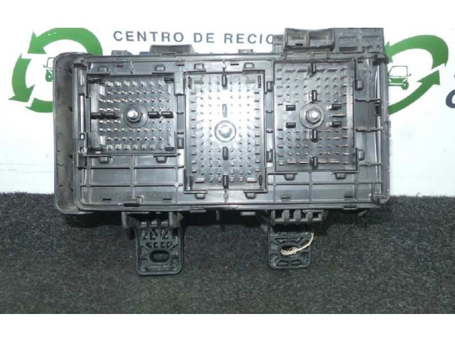 Pojistková skříňka Řídící jednotka BSM 919503K540 Hyundai Grandeur 2008