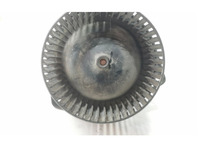 Вентилятор печки       Nissan Vanette