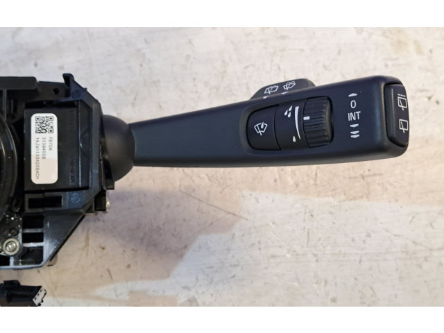 Подрулевой шлейф SRS 31343014, 31394008   Volvo V60