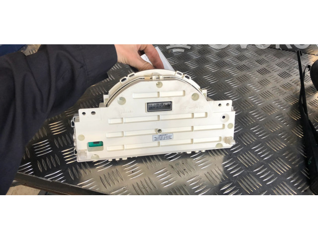 Панель приборов    Suzuki Splash       