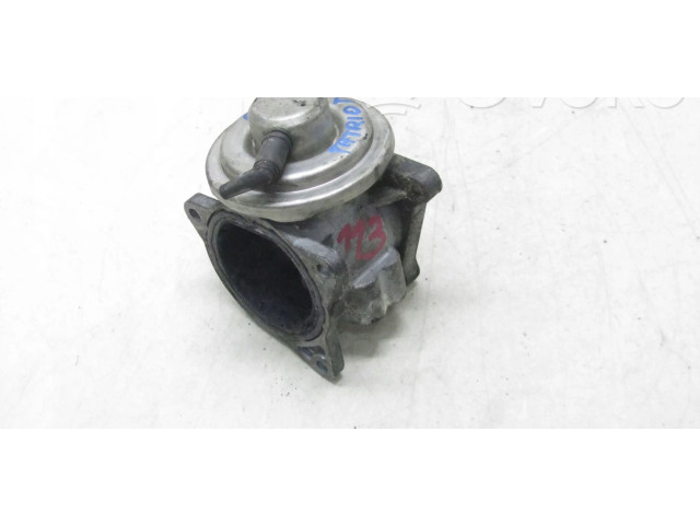 Интеркулер 05166042AA Jeep Grand Cherokee (WJ) 2.7