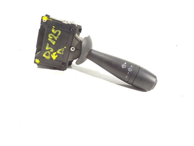 Ручка стеклоочистителей 8201168003, 681728631R Dacia Dokker