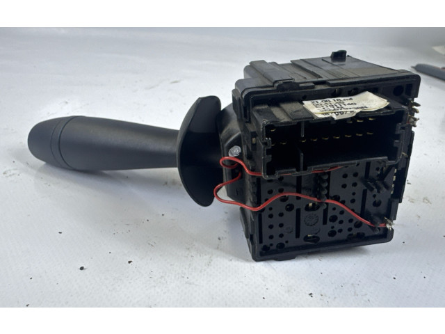 Ручка стеклоочистителей 255670736R, E11811140 Dacia Dokker