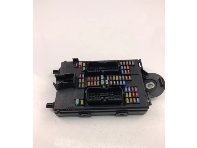 Блок предохранителей  32209198, NO3564   Volvo XC90    