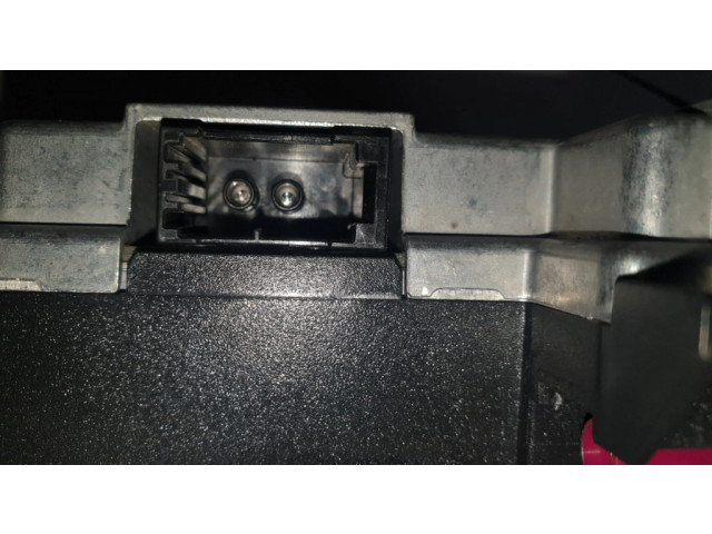 Tālruņa vadības bloks