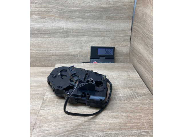 Zámek zadních dveří 2K0827426C Volkswagen Caddy 2004