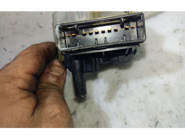 Ручка стеклоочистителей 934201C130   Hyundai Getz