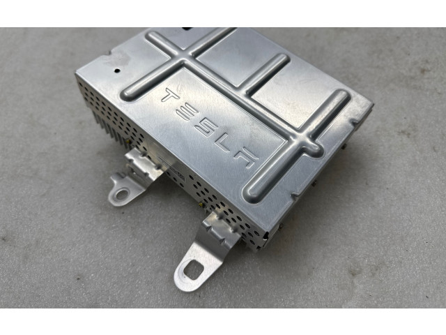 Vstřikovací čerpadlo 150715201B, 233020G800 Tesla Model Y