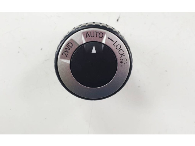 Блок управления редуктора коробки передач (раздатки)    Nissan Qashqai+2