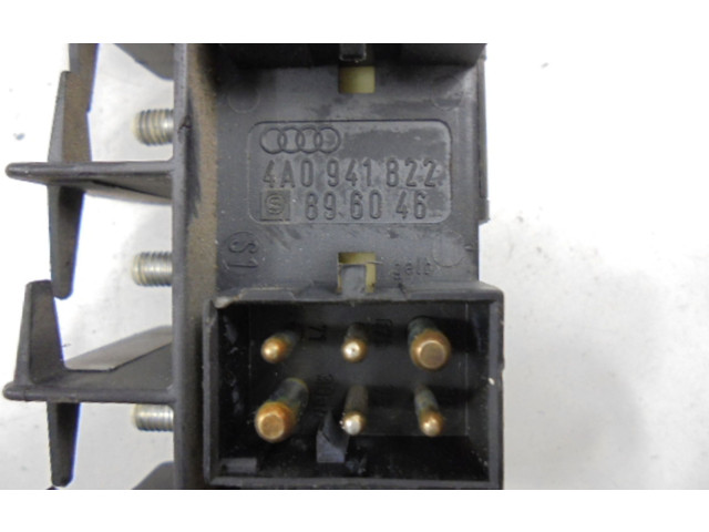 Pojistková skříňka 4A0941822, 4A0941822 Audi A6 S6 C4 4A 1996