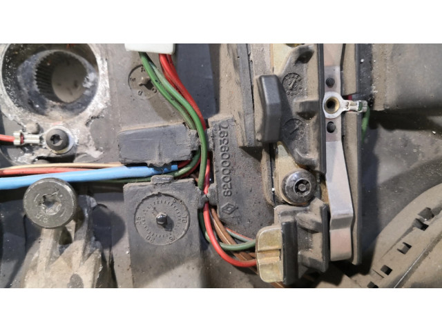 Руль Opel Vivaro  2001-2014 года 91165500, 8200009397      