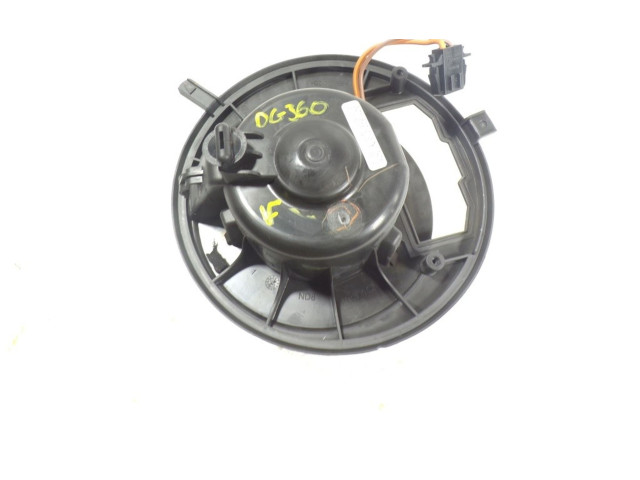 Вентилятор печки 1K1820015J, 3C1820015N Volkswagen Golf SportWagen