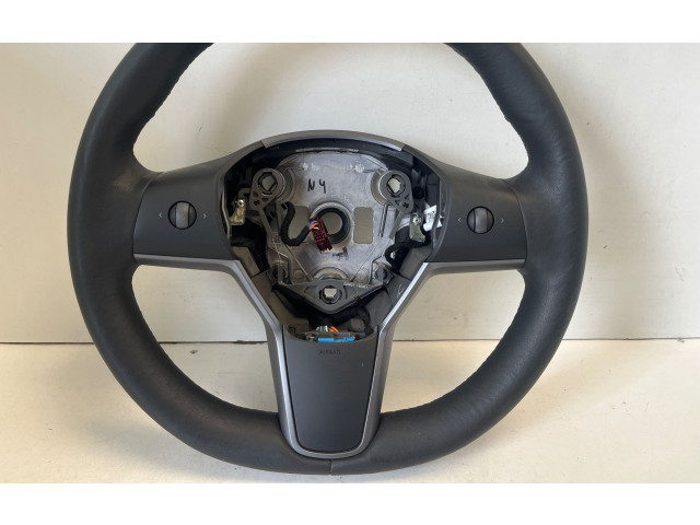 Руль Tesla Model 3 2017 - года 1490214CN, 80028381