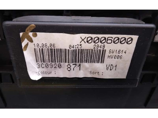 Přístrojová deska Volkswagen Passat Alltrack 2006 3C0920871