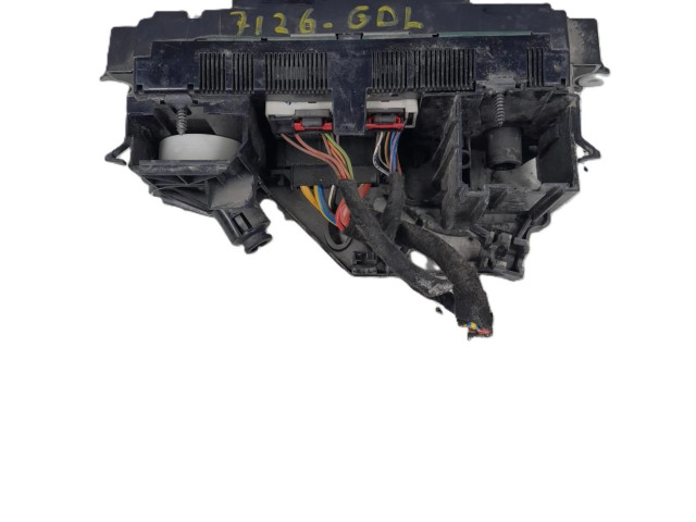 Блок управления климат-контролем    Volkswagen Caddy