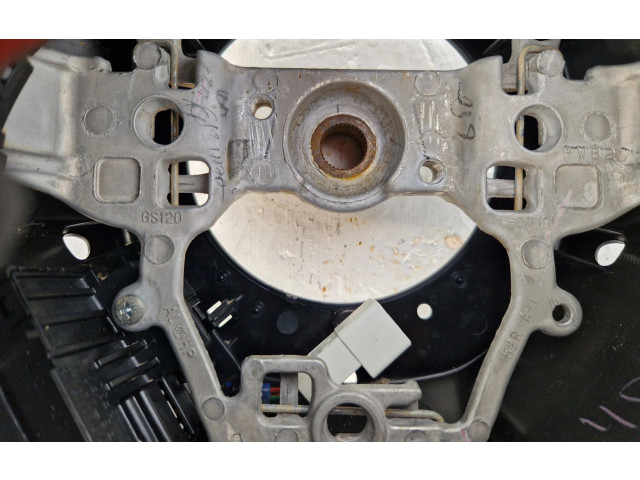 Volant Suzuki Swift III 2020 GS120-07190