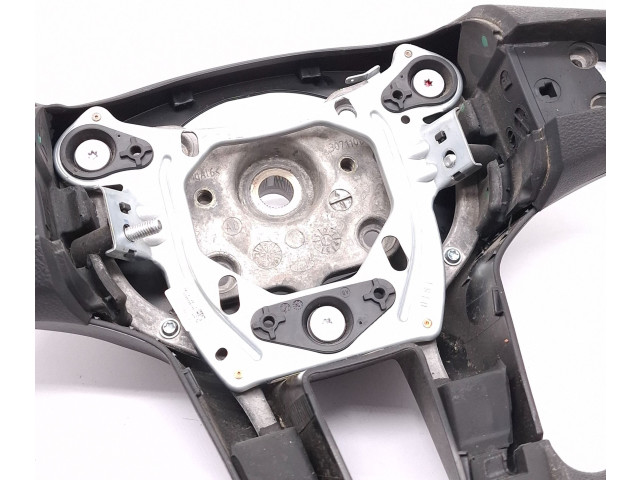 Руль KIA Ceed  2006 - 2012 года 561101H500EQ, 307110099S96AE      