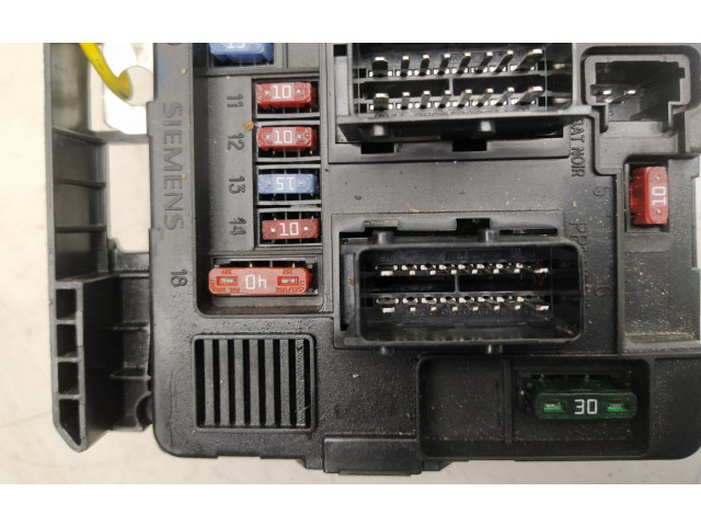 Pojistková skříňka Citroen Berlingo 2006