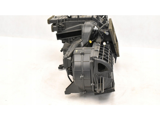 Вентилятор печки Tesla Model S