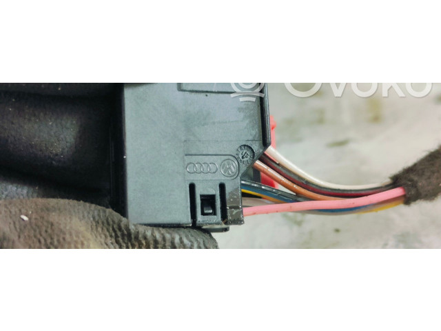 Зеркало электрическое Skoda Octavia Mk4 2019 - года