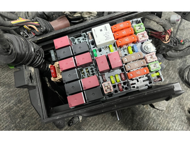 Блок предохранителей 48164AF Jeep Compass