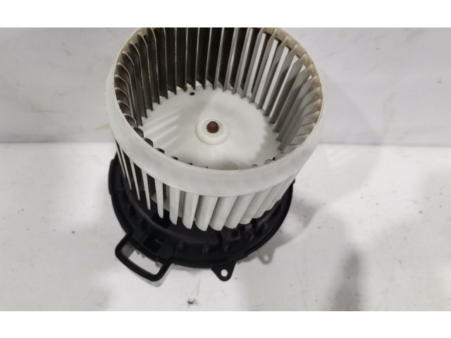 Вентилятор печки    DT1163605380   Renault Clio V