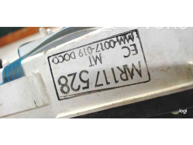 Панель приборов MR117528 Mitsubishi L200