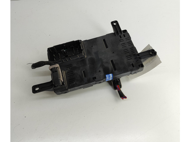 Pojistková skříňka 919584D089 KIA Carnival 2007