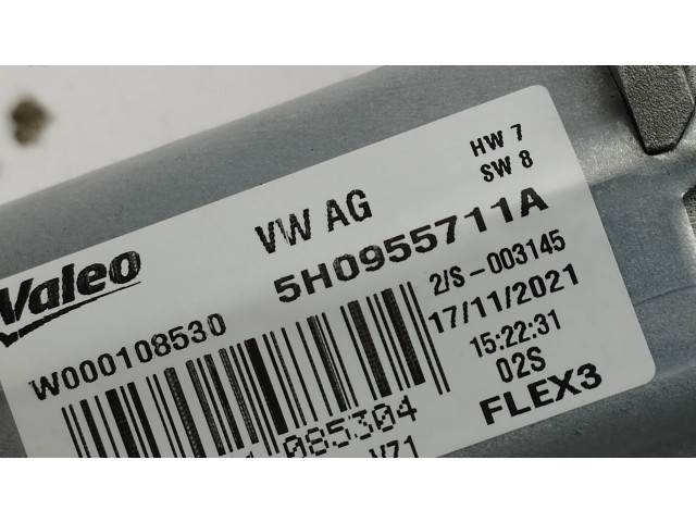 Моторчик заднего дворника 5H0955711A    Volkswagen Golf VIII