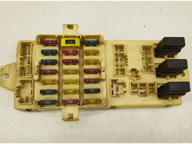 Pojistková skříňka 970418 Subaru Legacy 1994