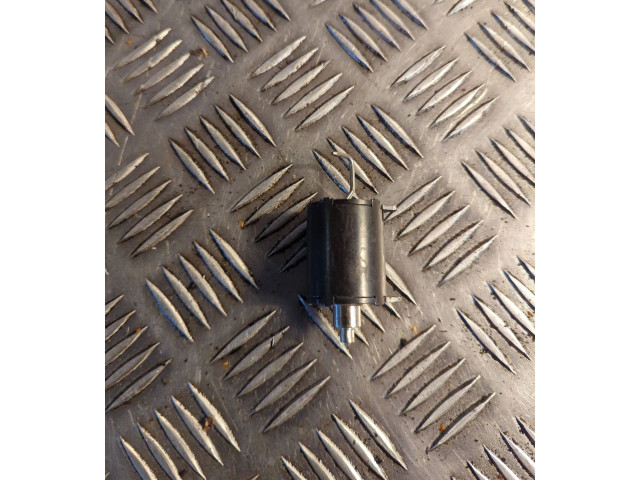 Двигатель очистителей       Mercedes-Benz C W203  2000 - 2007 года   