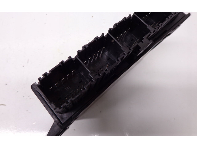 Блок комфорта 19G481   Jaguar XF X250   