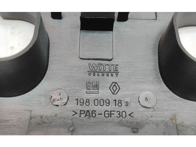 Zámek zadních dveří 19800918 Renault Trafic III (X82) 2019