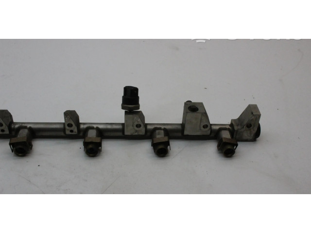 Vstřikovací lišta 7523439 BMW 7 E65 E66 pro benzínový motor 6.0 N73 B60 A