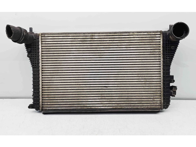 Интеркулер 1K0145927 Volkswagen Jetta V