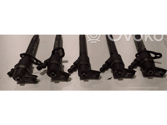 Форсунка 30777526 Volvo V70 D5244T4