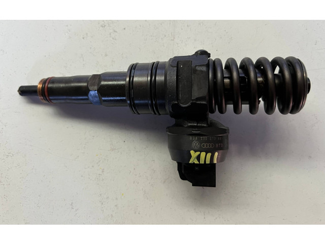 Форсунка 038130073AG    Volkswagen Touran I   