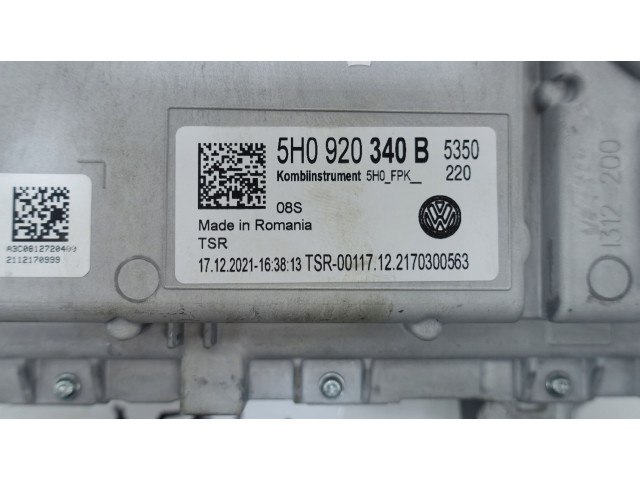 Панель приборов 5H0920340B Volkswagen Golf VIII