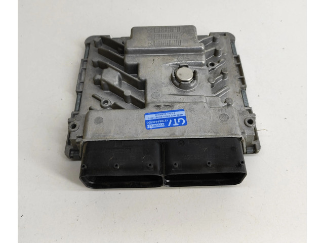 Блок управления двигателя 06K907425E, 5WP49711   Skoda Superb B8 (3V)