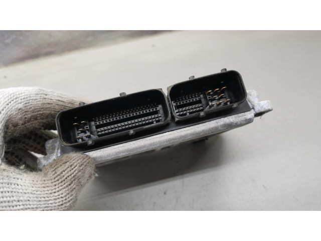 Řídící jednotka 036906034KE Skoda Fabia Mk1 (6Y) 2004