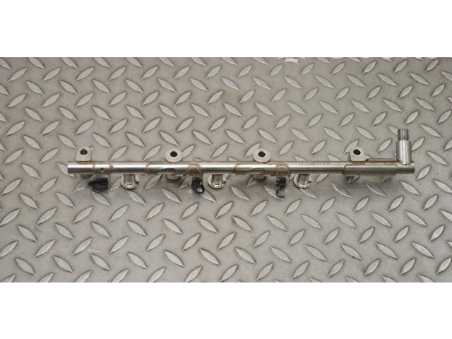 Топливная рампа 210305010179   Infiniti Q50 3.0  для двигателя VR30DDTT