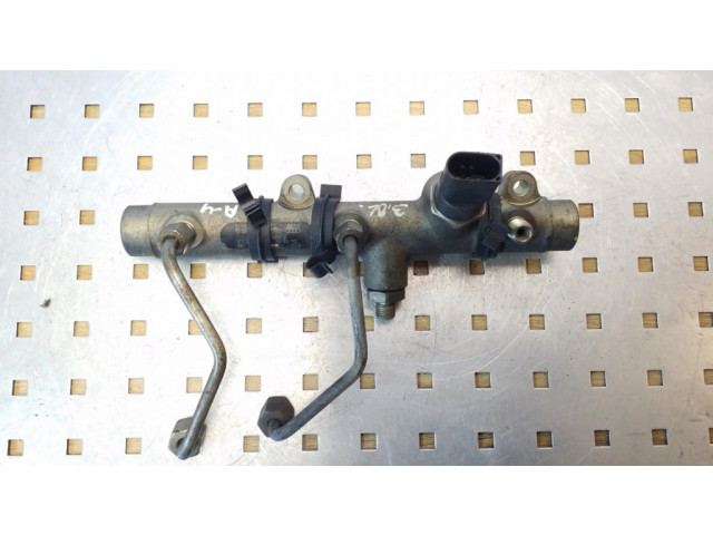Vstřikovací lišta 059130089D, 00R001650 Audi A4 S4 B7 8E 8H pro naftový motor 3.0