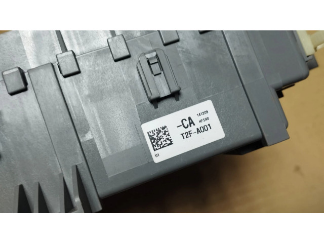 Блок предохранителей T2FA001 Honda Accord