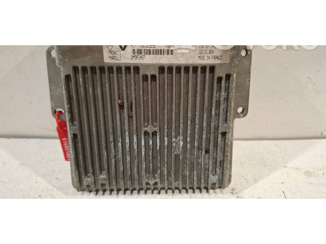 Блок управления двигателем Блок управления 7700107251, 7700105559   Renault Twingo II