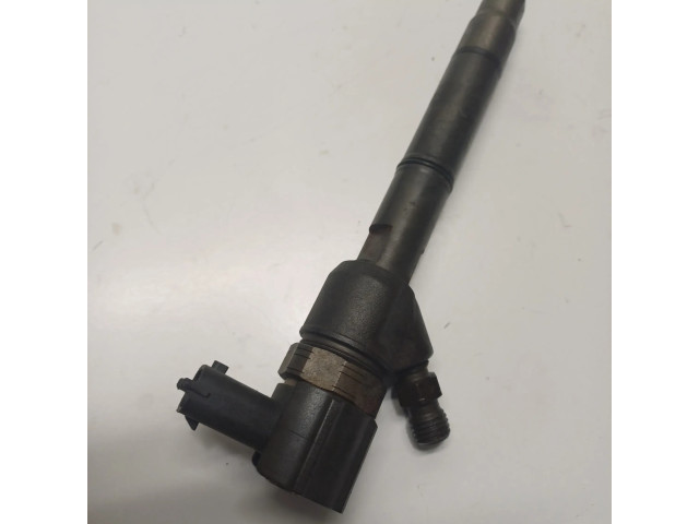 Vstřikovač 0445110411 Hyundai i40 pro naftový motor 1.7